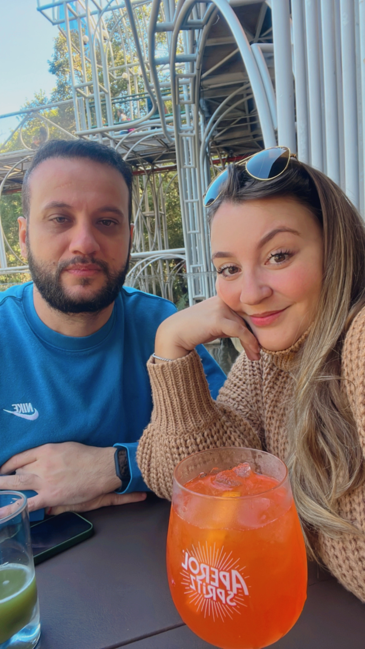 Luma e Thiago em um passeio